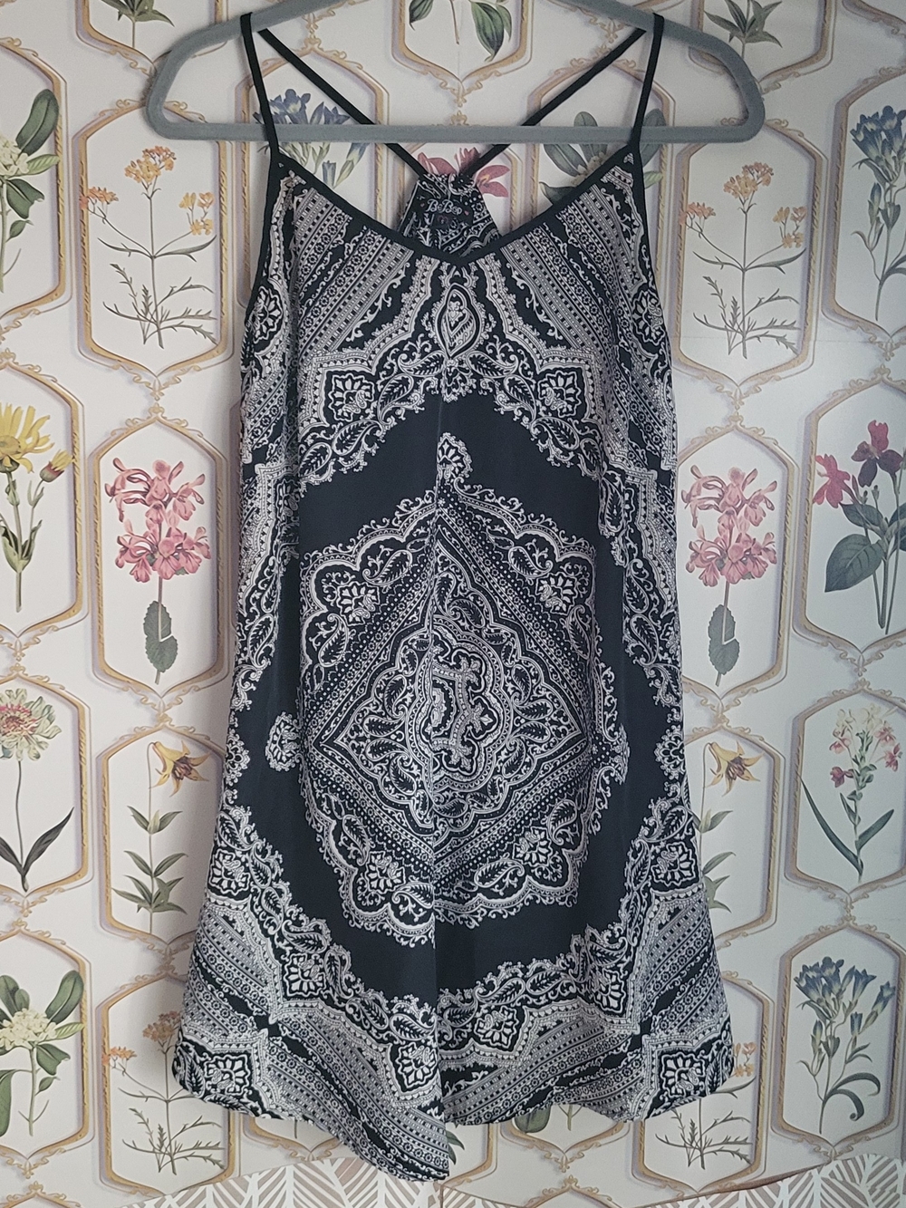 BeBop Black Small Black & White Paisley Camisole Dress Rayon